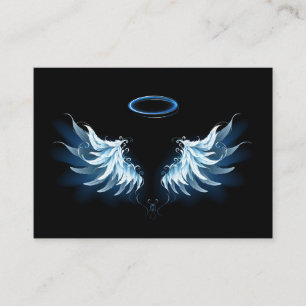 Blue Glows Angel Wings auf schwarzem Hintergrund Terminkarte