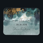 Blue Green Gold Paint Agate Wedding Save the Date Magnet<br><div class="desc">Ich hoffe,  Sie werden diesen blau-grünen und goldenen Glitzer in Aquarellen genießen. Entsprechende Einladungen und Produkte stehen zur Verfügung.</div>