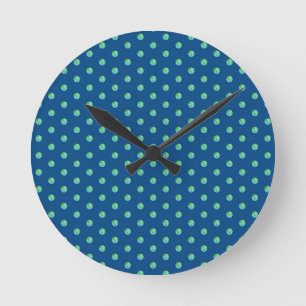 Blue Green Planet Dots Earth Day Ecology Runde Wanduhr