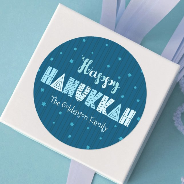 Blue Happy Hanukkah Typografie Star David Name Runder Aufkleber (Von Creator hochgeladen)