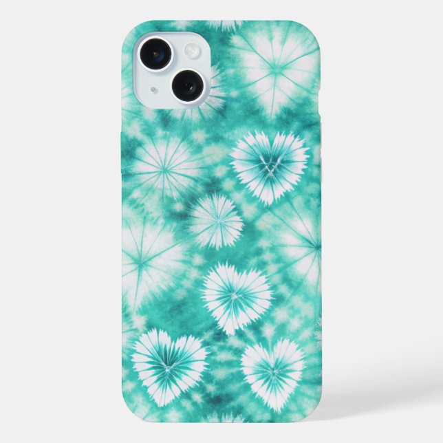 Blue Hearts Tie Dye iPhone 15 Plus Hülle (Rückseite)