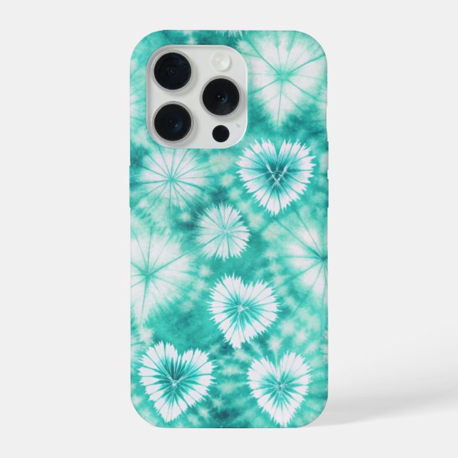 Blue Hearts Tie Dye iPhone 15 Pro Hülle (Rückseite)
