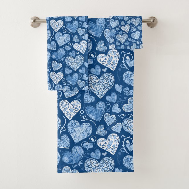 Blue Hearts Watercolor Hand Drawn  (En situation)