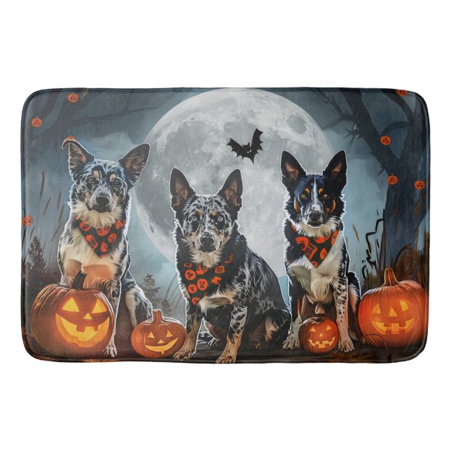 Blue Heeler Halloween Spooky Badematte (Vorderseite)
