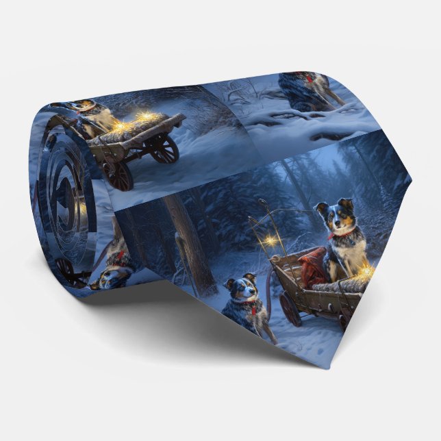 Blue Heeler Snowy Sleigh Weihnachtsdekor Krawatte (Gerollt)