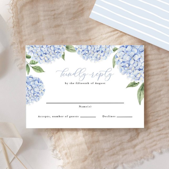 Blue Hydrangea Border Classic Wedding Reply RSVP Karte (Von Creator hochgeladen)