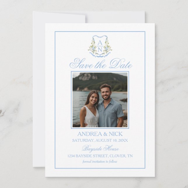 Blue Hydrangea Crest Monogram QR Code Save The Date (Vorderseite)