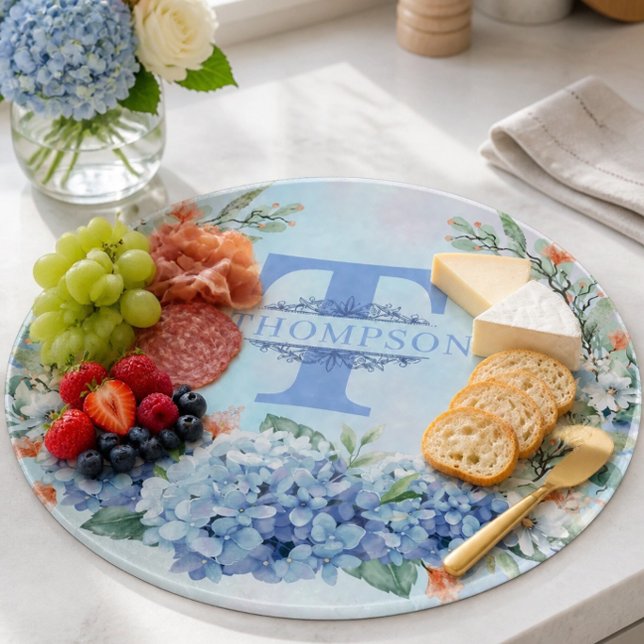 Blue Hydrangea Monogram Round Cutting Board Schneidebrett (Von Creator hochgeladen)