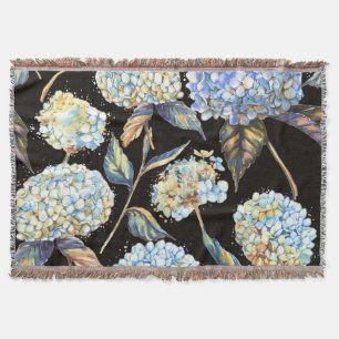 Blue Hydrangea Wasserfarbe: Dunkles, nahtloses Mus Decke