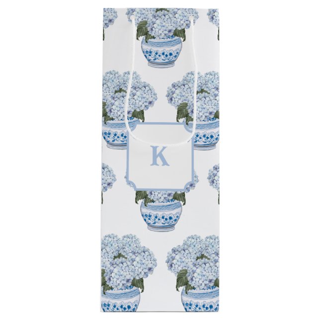 Blue Hydrangeas in Chinoiserie Pot Geschenktüte Für Weinflaschen (Vorderseite)