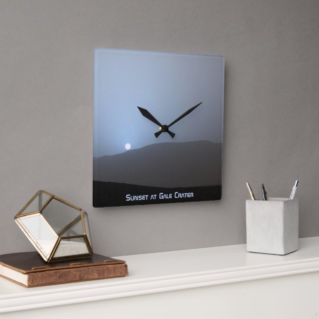 Blue Martian Sunset Quadratische Wanduhr (Büro)
