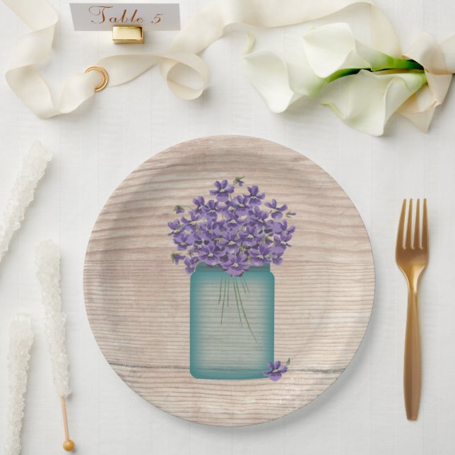 Blue Mason Jar Violets Pappteller (Hochzeit)
