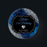 Blue Mermaid Letters Silver Glitter Birthday Button<br><div class="desc">Das schicke Geburtstagsgeschenk besticht durch einen zauberhaften,  blauen und silbernen Mermaid-Hintergrund mit silberfarbenem Glitzer und einem Diamantenherz.</div>