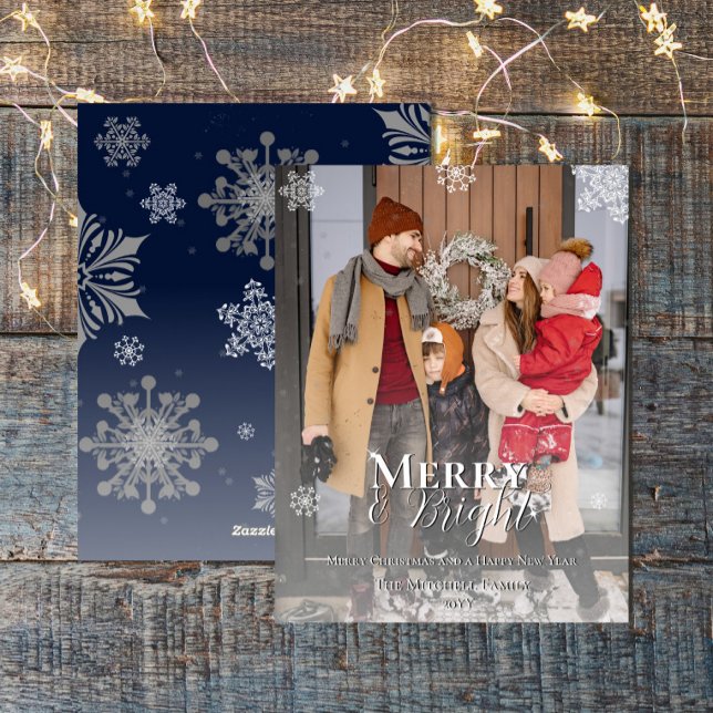 Blue Merry and Bright Snowflakes Weihnachten Foto (Blue Merry and Bright Snowflakes Christmas Photo Holiday Card)