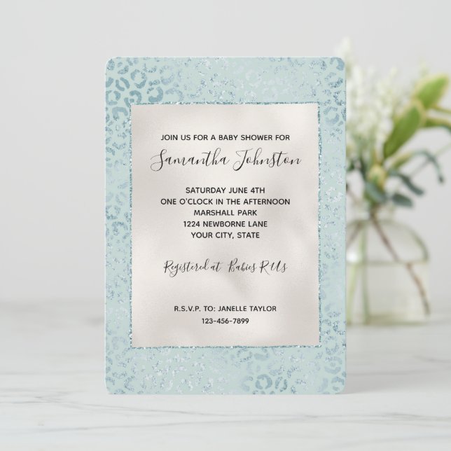 Blue Mint Leopard Print Glitzer Einladung (Stehend Vorderseite)