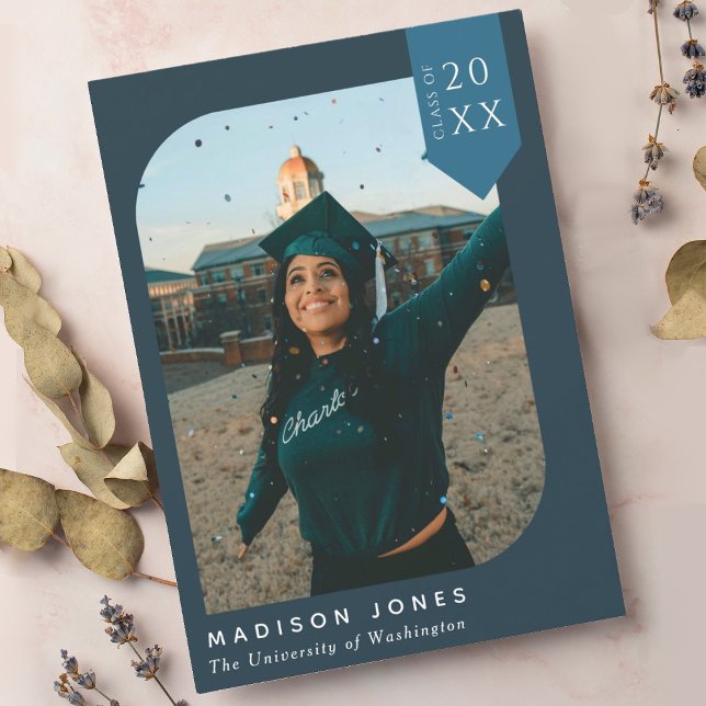 Blue Modern Chic Foto Graduation Party Einladung (Von Creator hochgeladen)