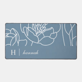 Blue Modern Elegant Wildflower Monogram Name Schreibtischunterlage