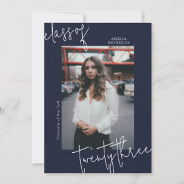 Blue Modern Minimalistisch Class of 2024 Abschluss Einladung