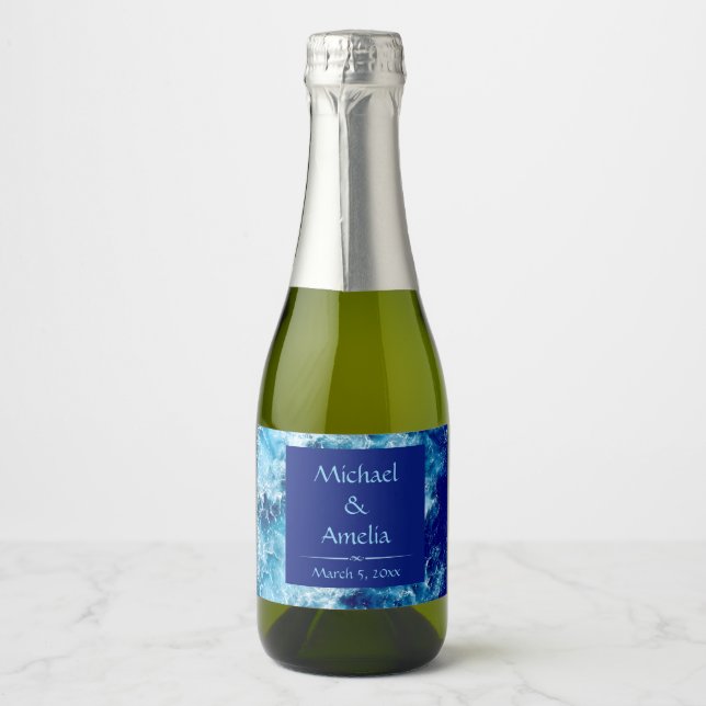 Blue Ocean Water Wedding Mini Sparkling Weinlabel (Vorderseite)