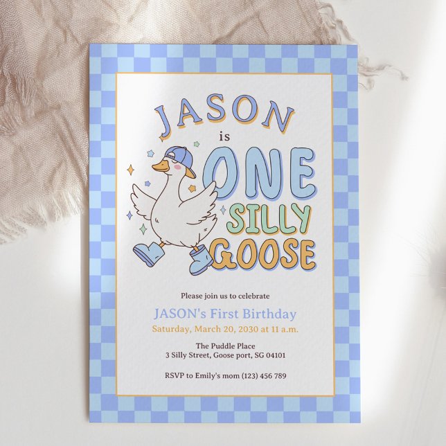 Blue One Silly Goose - Retro Boy First Birthday Einladung (Blue One Silly Goose - Retro Boy First Birthday Invitation. Blue checkered style design.)