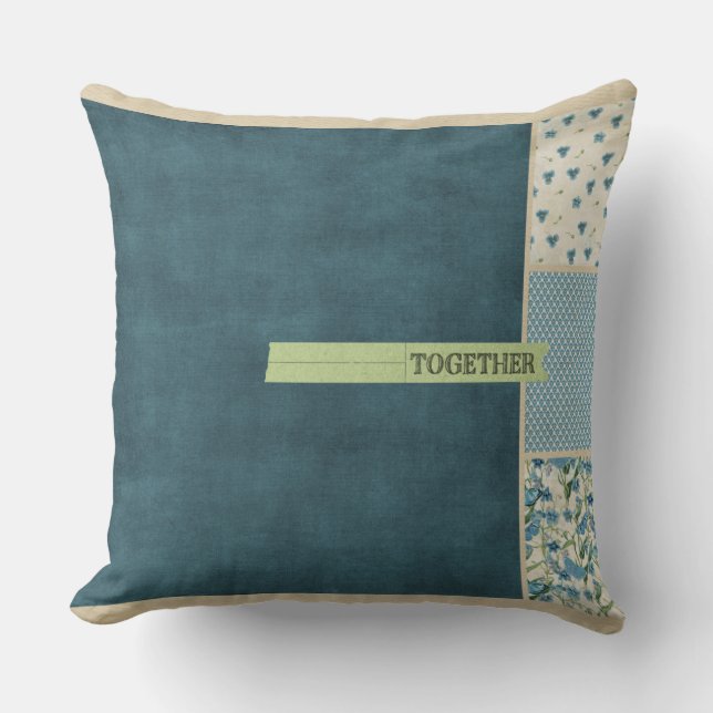 Blue Patchwork Together Accent Pillow Kissen (Vorderseite)