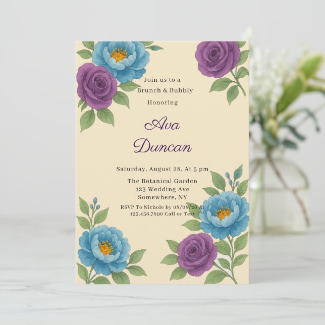 Blue Peony & Fig Lila Rose Brunch & Bubbly Einladung (Stehend Vorderseite)
