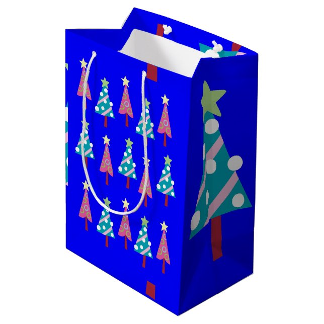 Blue Pink Weihnachtsbaumen Geschenktaschen Mittlere Geschenktüte (Rückseite Schrägansicht)