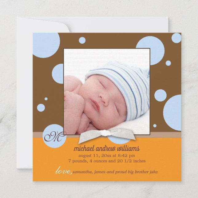 Blue Polka Dots Monogram Baby Boy Foto Birth Ankündigung (Vorderseite)
