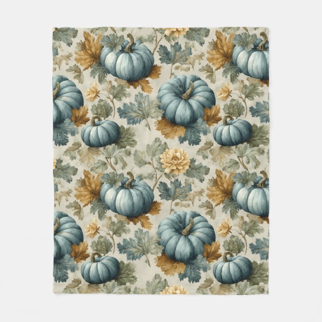 Blue Pumpkin und Autumn Leaves Fall Pattern Fleecedecke (Vorderseite)