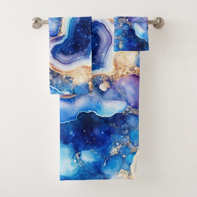 Blue Purple Geode Abstract with Beige Swirl Layers Badhandtuch Set (Insitu)