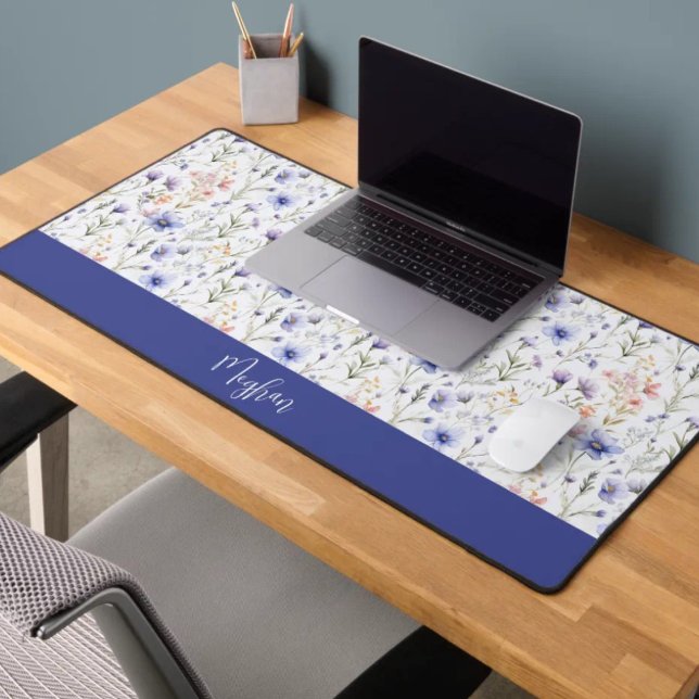 Blue Purple Watercolor Wildflower Name Monogram (Créateur téléchargé)