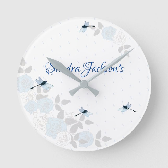 Blue Rose Dragonfly Boy Baby Duschgeschenk Runde Wanduhr (Vorderseite)