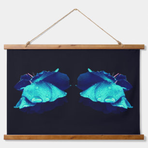 Blue Rose Lingering Raindrops Abstrakte Blume Kuns Wandteppich Mit Holzrahmen