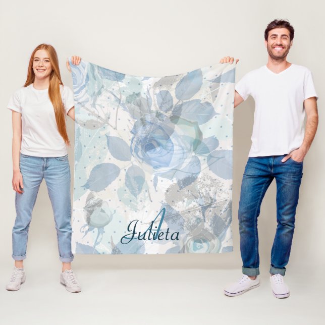 Blue Rose Luxus Monogram Fleecedecke (Beispiel)