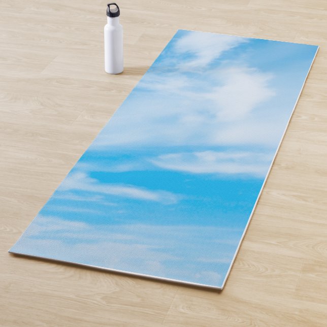 Blue Sky Clouds Design Fitness Modernes Template Yogamatte (Beispiel)