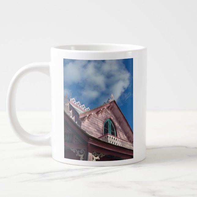Blue Sky Pink Roofline - Martha's Vineyard Jumbo-Tasse (Links)