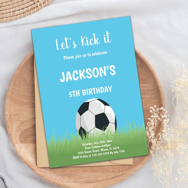 Blue Sky Soccer Invitation Anniversaire (Blue sky Ball On Grass Soccer Birthday Invitations)