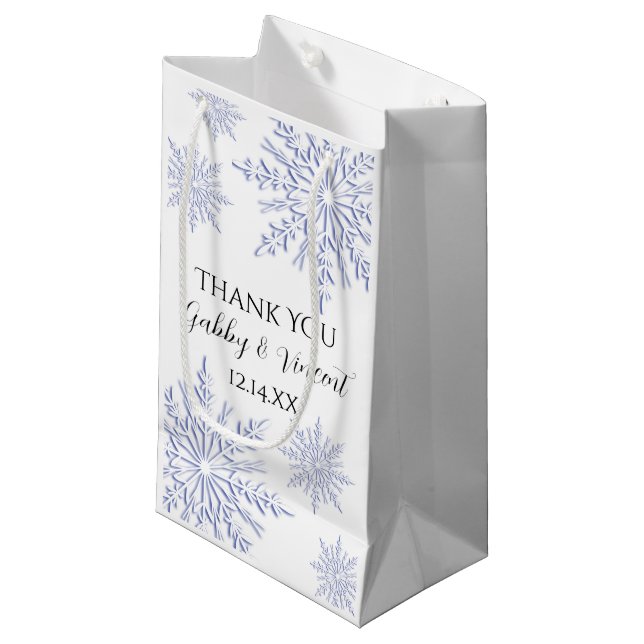 Blue Snowflakes Winter Wedding Danke Kleine Geschenktüte (Vorderseite Schrägansicht)