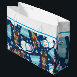 Blue Snowman und Blue Christmas Tree Geschenktasch Große Geschenktüte<br><div class="desc">Blue Snowman und Blue Christmas Tree Große Taschentücher und Party-Suppen > Geschenkartikel > Geschenktaschen Beutel</div>