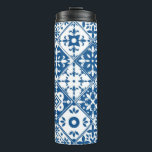 Blue Tile Santorini griechisch/spanisch Thema Thermosbecher<br><div class="desc">Mediterran griechisch musikalisch blau gekachelt-inspiriert Dancing Queen Brautparty-themed tumbler Geschenke.</div>