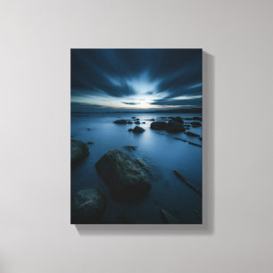 Blue Twilight Over Rocky Shore Leinwanddruck
