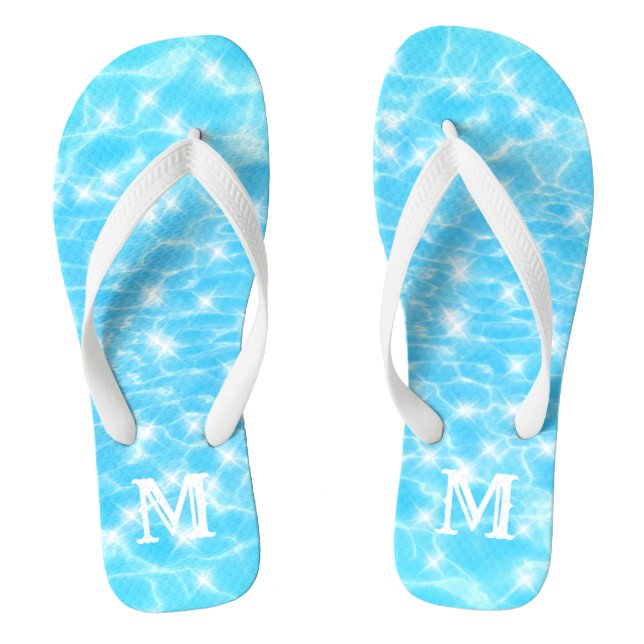 Blue Water Ripples Custom Monogram Initial Flip Flops (Fußbett)