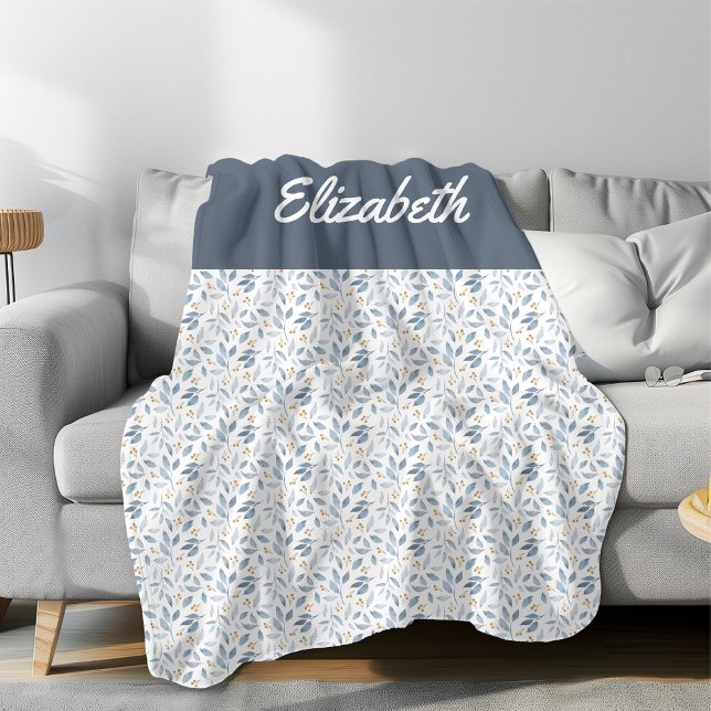 Blue Watercolor Botanical Pattern Custom Name Fleecedecke (Von Creator hochgeladen)