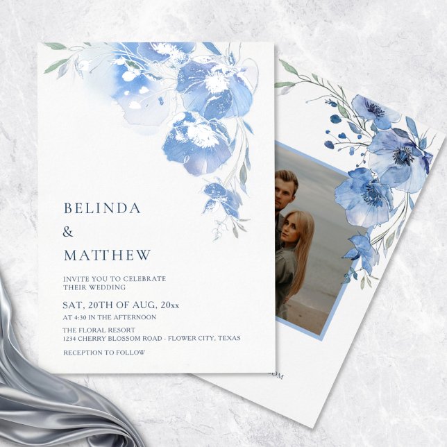 Blue Watercolor Flowers White Silver Folieneinladung (Von Creator hochgeladen)