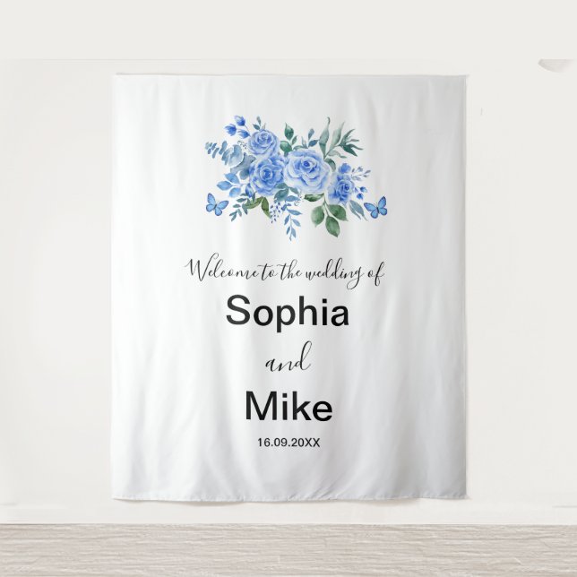 Blue Watercolour Floral and Butterflies Wedding Wandteppich (Vorderseite)