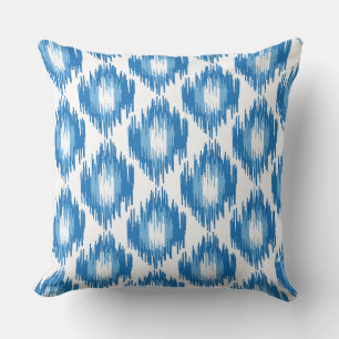 Blue White Ikat Ogee Art Pattern Kissen
