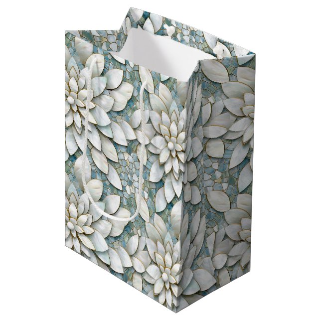 Blue White Lotus Blume Hochzeit Mittlere Geschenktüte (Vorderseite Schrägansicht)