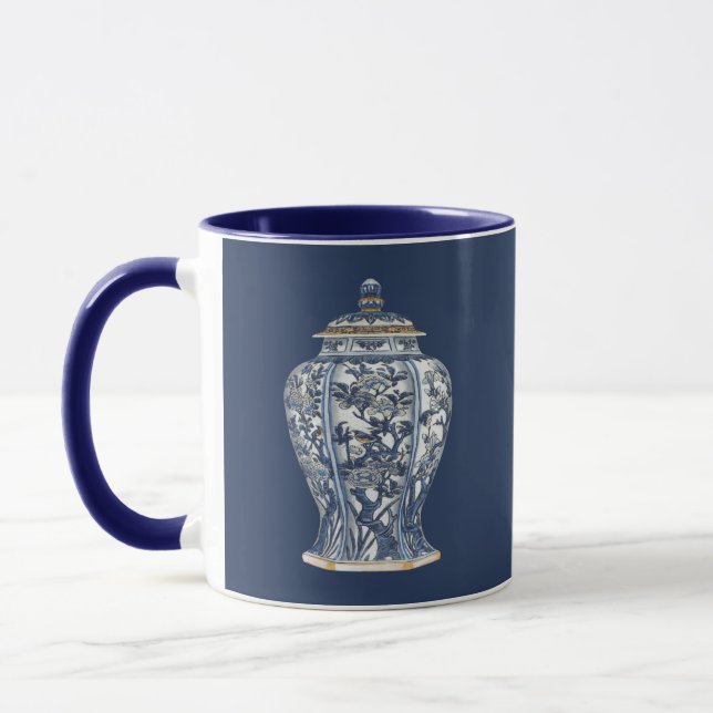 Blue & White Porcelain Vase von Vision Studio Tasse (Links)