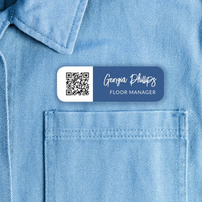 Blue & White QR Code Brush-Skript Namensschild (Von Creator hochgeladen)