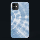 Blue White Shibori Gefärbte Krawatte Case-Mate iPhone Hülle<br><div class="desc">Eine schöne Gehäuse blauen Krawatte-Farbstoff shibori Design Handy Gehäuse.</div>